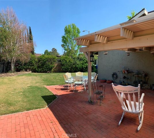 22741 Bassett Street, West Hills, CA 91307