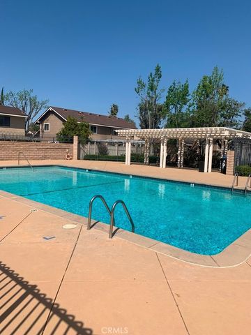 22741 Bassett Street, West Hills, CA 91307