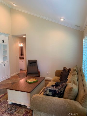 22741 Bassett Street, West Hills, CA 91307