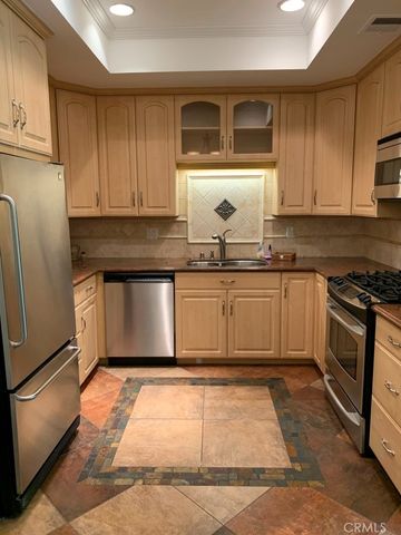 22741 Bassett Street, West Hills, CA 91307