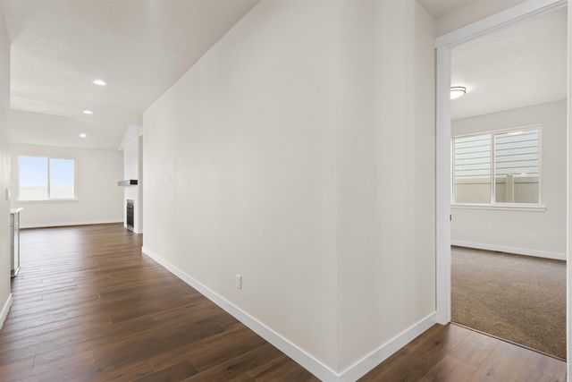 1235 N HIGH DESERT Dr, Deer Park, WA 99006