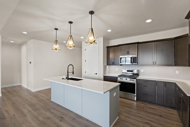 1235 N HIGH DESERT Dr, Deer Park, WA 99006