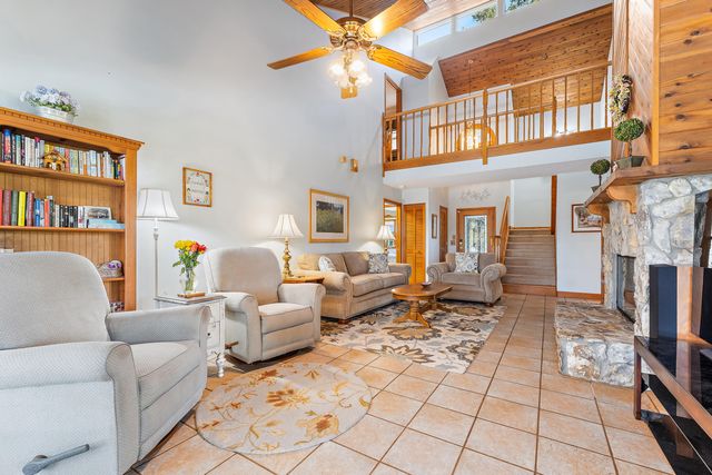 7845 N 167th Ct Court N, Palm Beach Gardens, FL 33418