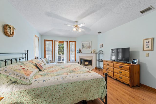 7845 N 167th Ct Court N, Palm Beach Gardens, FL 33418