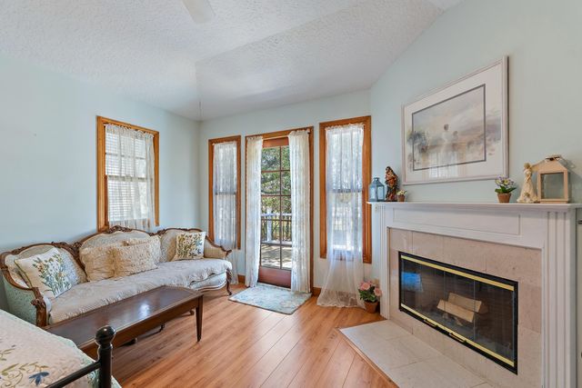 7845 N 167th Ct Court N, Palm Beach Gardens, FL 33418