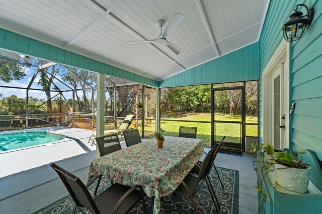 7845 N 167th Ct Court N, Palm Beach Gardens, FL 33418