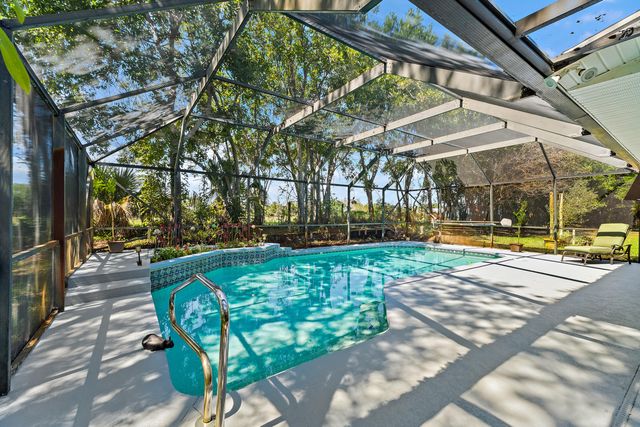 7845 N 167th Ct Court N, Palm Beach Gardens, FL 33418