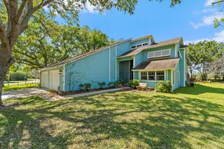 7845 N 167th Ct Court N, Palm Beach Gardens, FL 33418