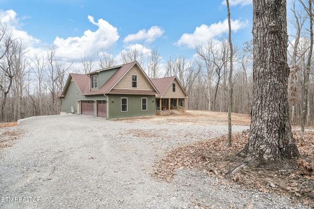 611 Dripping Springs Rd, Monterey, TN 38574