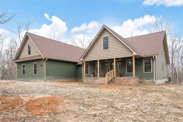 611 Dripping Springs Rd, Monterey, TN 38574