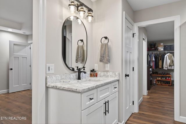 611 Dripping Springs Rd, Monterey, TN 38574