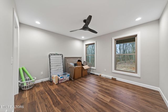 611 Dripping Springs Rd, Monterey, TN 38574