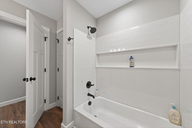 611 Dripping Springs Rd, Monterey, TN 38574