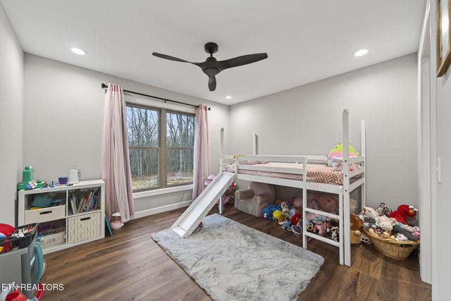 611 Dripping Springs Rd, Monterey, TN 38574