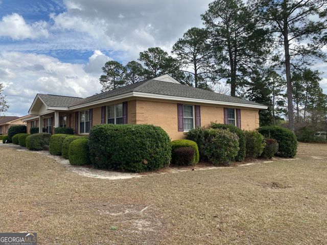 305 Ridgecrest Road, Dublin, GA 31021