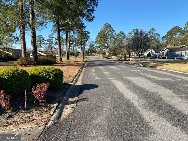 305 Ridgecrest Road, Dublin, GA 31021
