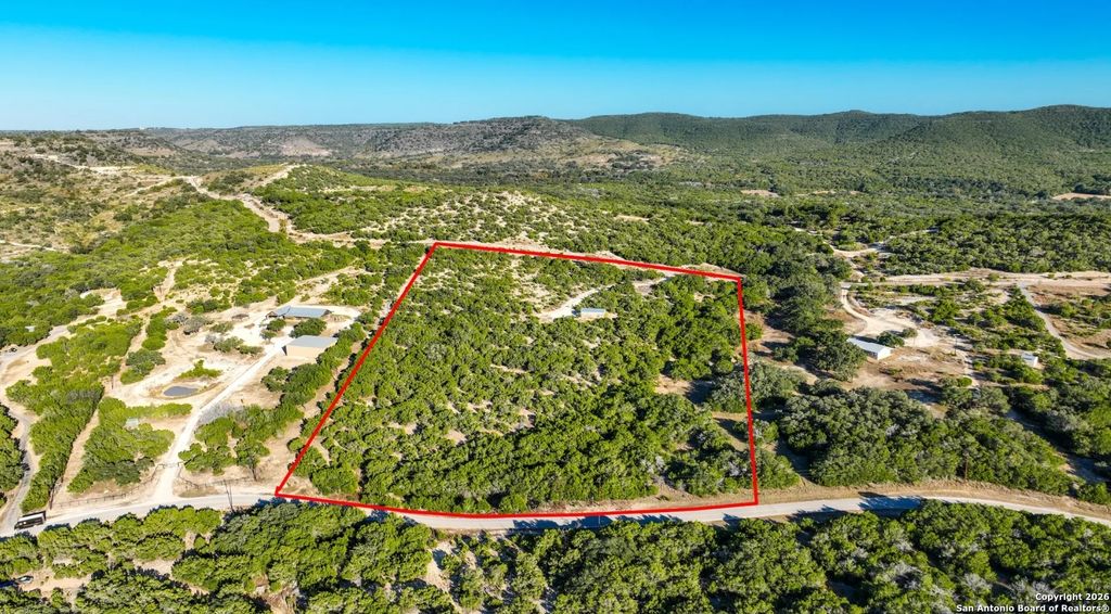 1211 New Northrup Road, Pipe Creek, TX 78063