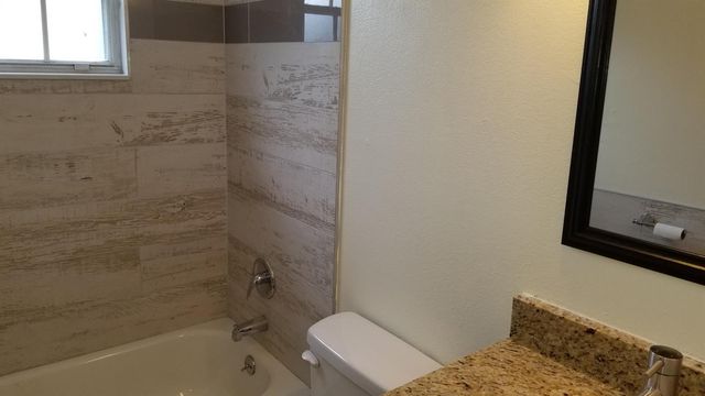 1516 SE Royal Green Circle G-103, Port St. Lucie, FL 34952