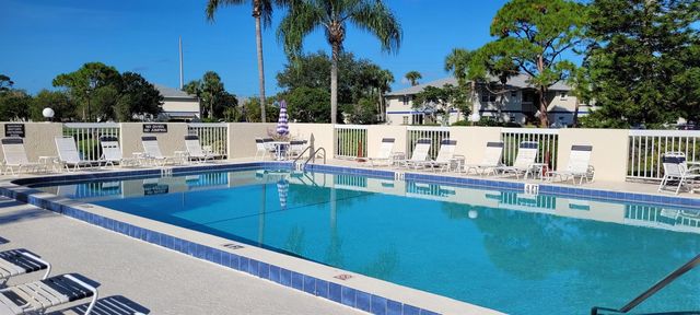 1516 SE Royal Green Circle G-103, Port St. Lucie, FL 34952