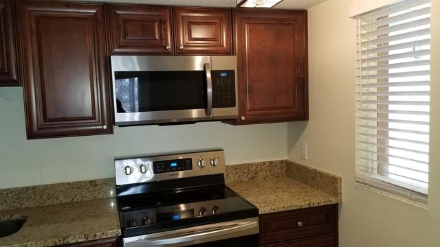 1516 SE Royal Green Circle G-103, Port St. Lucie, FL 34952