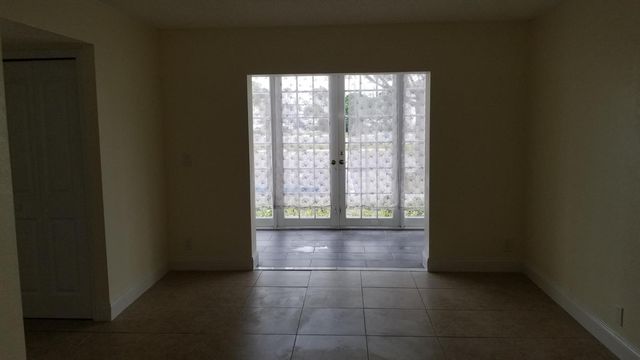 1516 SE Royal Green Circle G-103, Port St. Lucie, FL 34952
