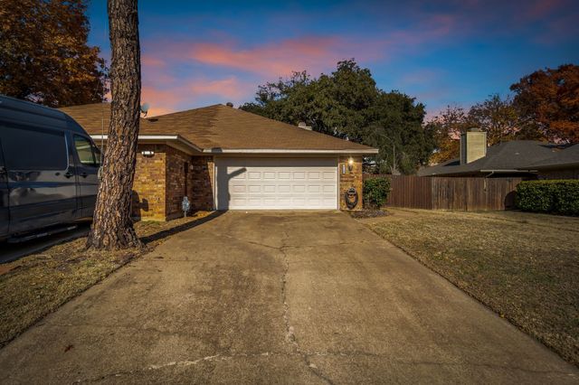 4224 Spring Meadow Lane, Flower Mound, TX 75028