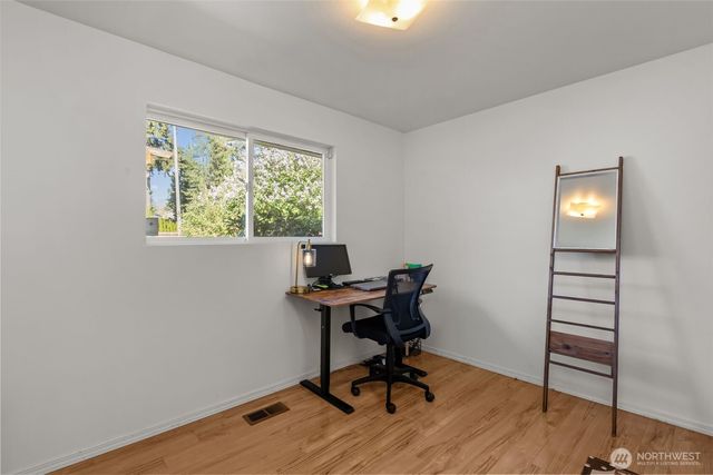 16022 126th Avenue SE, Renton, WA 98058