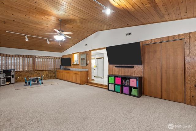 16022 126th Avenue SE, Renton, WA 98058