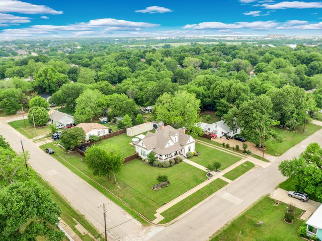 603 Highland Avenue, Waxahachie, TX 75165