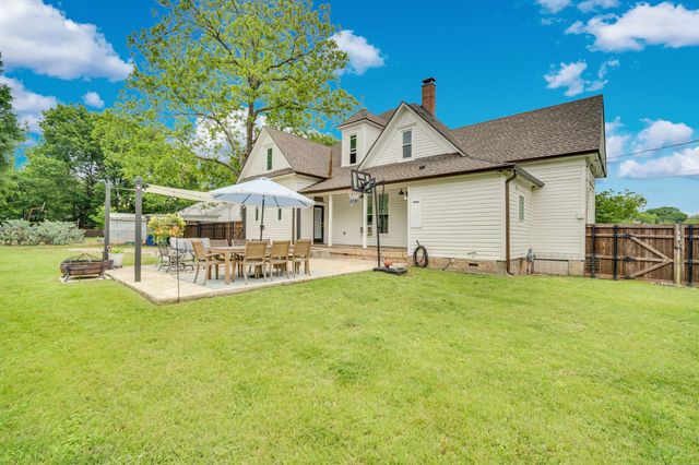 603 Highland Avenue, Waxahachie, TX 75165