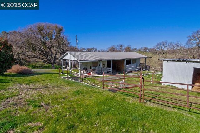 1635 Lower Trail Rd, Clayton, CA 94517