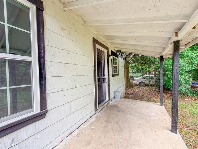 38 Flock Avenue, Mobile, AL 36610