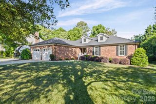 2200 Wynbourne Drive, Gastonia, NC 28056