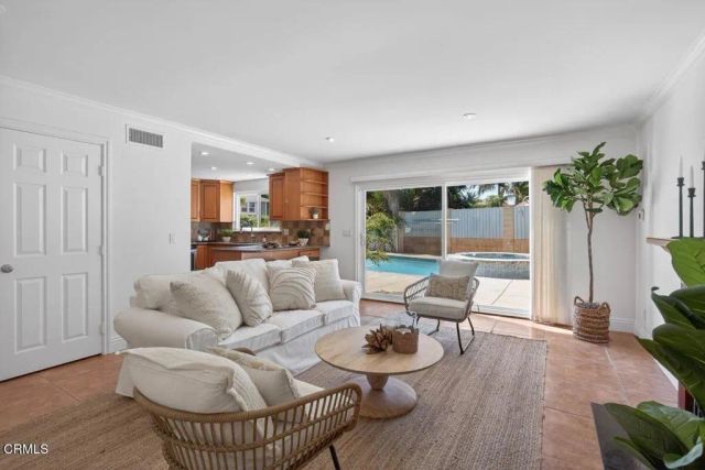 1297 Halifax Court, Ventura, CA 93004