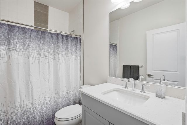 60 Chamberlain Street, Hopkinton, MA 01748