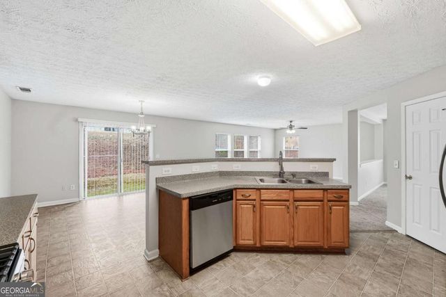 667 Leaflet Ives Trl, Lawrenceville, GA 30045