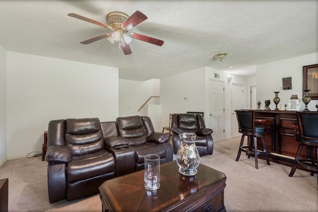 1832 Apple Valley Cir, Nashville, TN 37207