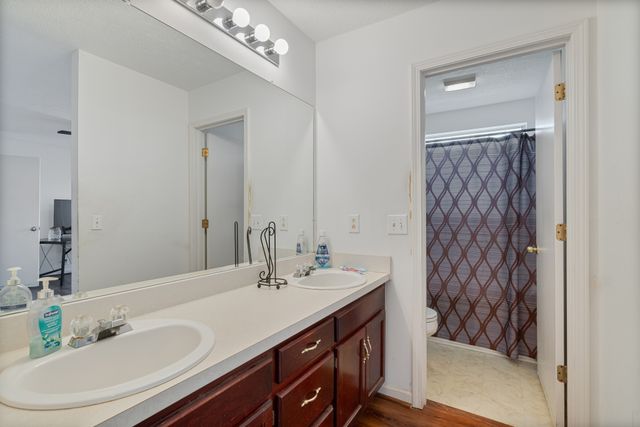 1832 Apple Valley Cir, Nashville, TN 37207