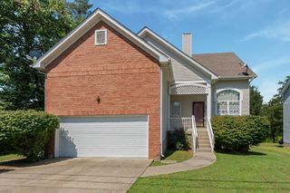 1832 Apple Valley Cir, Nashville, TN 37207
