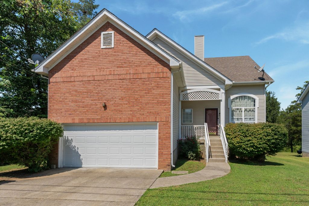 1832 Apple Valley Cir, Nashville, TN 37207