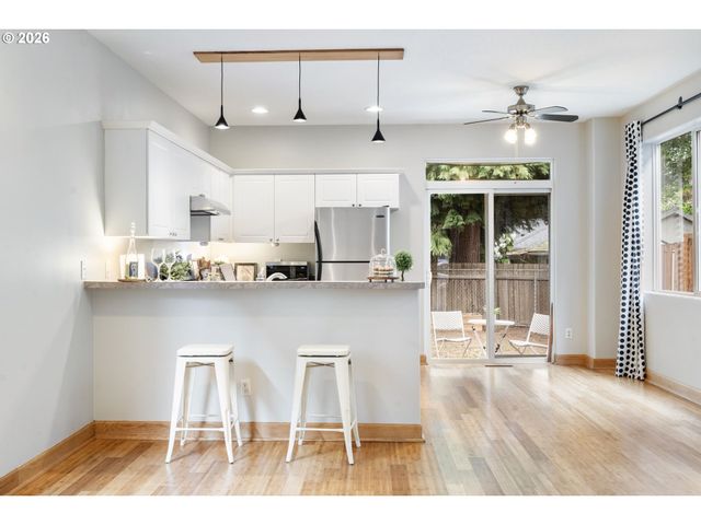 2625 N WILLIS Blvd, Portland, OR 97217