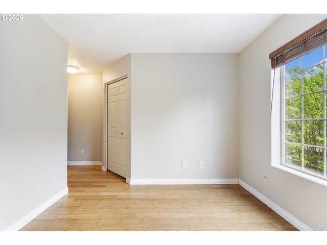 2625 N WILLIS Blvd, Portland, OR 97217