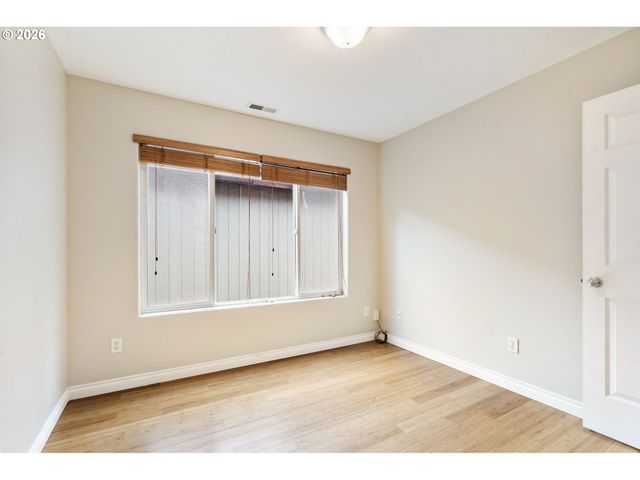 2625 N WILLIS Blvd, Portland, OR 97217