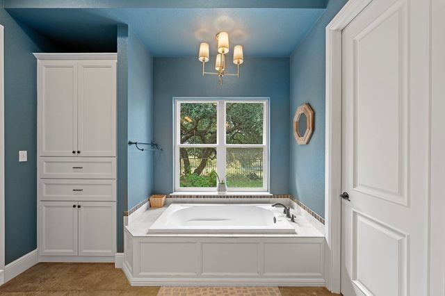 151 Kerr Canyon Pass, Kerrville, TX 78028