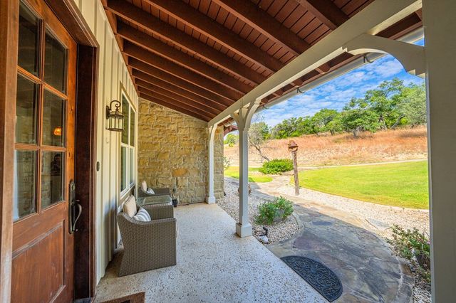 151 Kerr Canyon Pass, Kerrville, TX 78028