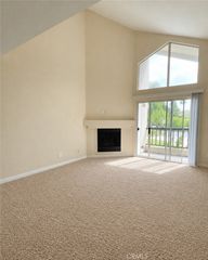 21500 Burbank, Woodland Hills, CA 91367