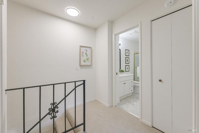 46 Dockside Cir, San Rafael, CA 94903