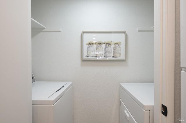 46 Dockside Cir, San Rafael, CA 94903