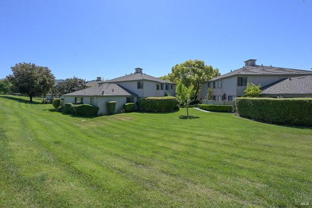 46 Dockside Cir, San Rafael, CA 94903