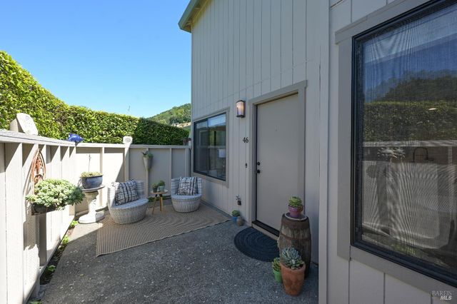 46 Dockside Cir, San Rafael, CA 94903